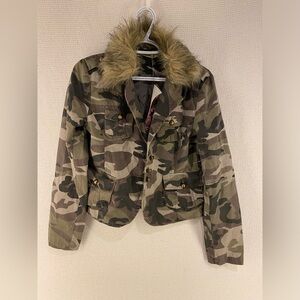 Oxygen Faux Fur Woman's Jacket | Size Large